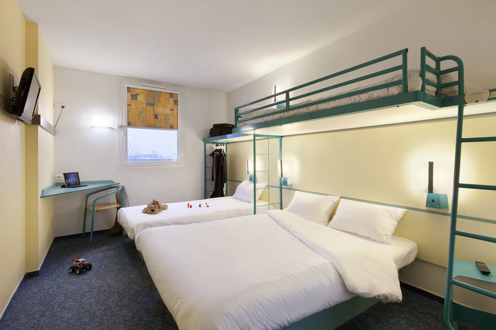 B&B Hôtel Poitiers 1 Futuroscope Chasseneuil-du-Poitou Esterno foto